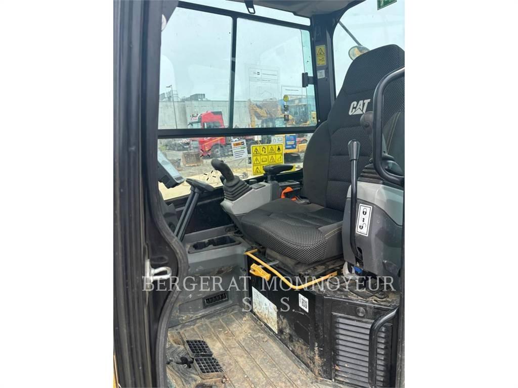 CAT 305 Bandgrävare