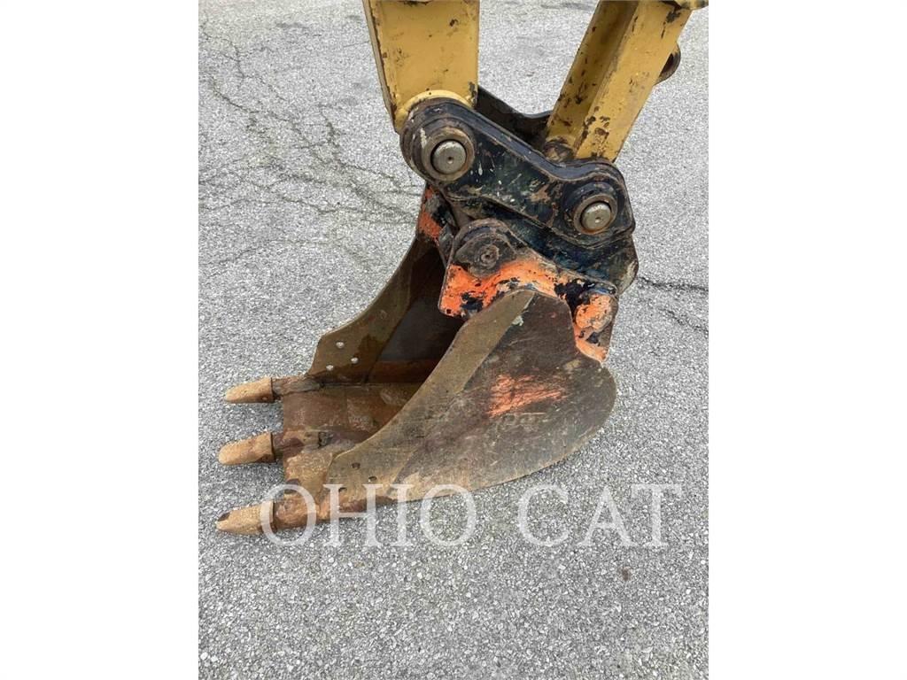 CAT 305 07 Minigrävare < 7t