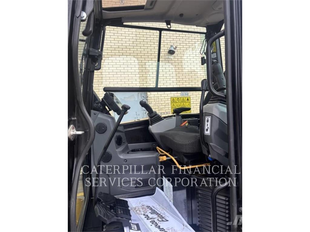 CAT 305 07A CR Bandgrävare