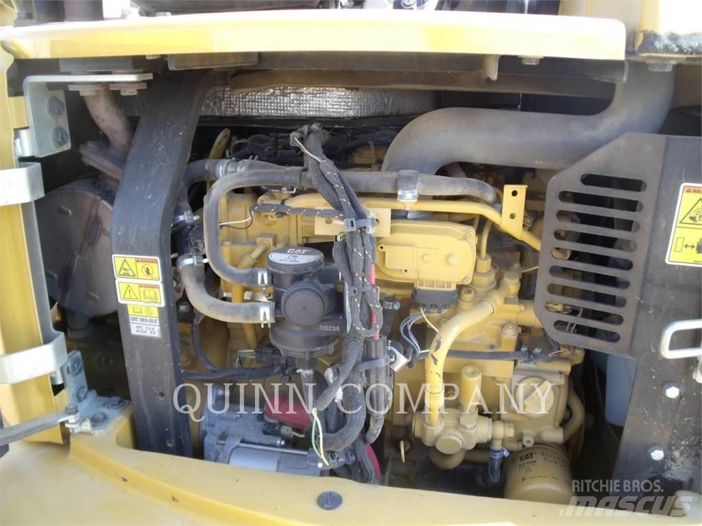 CAT 305E2 Bandgrävare