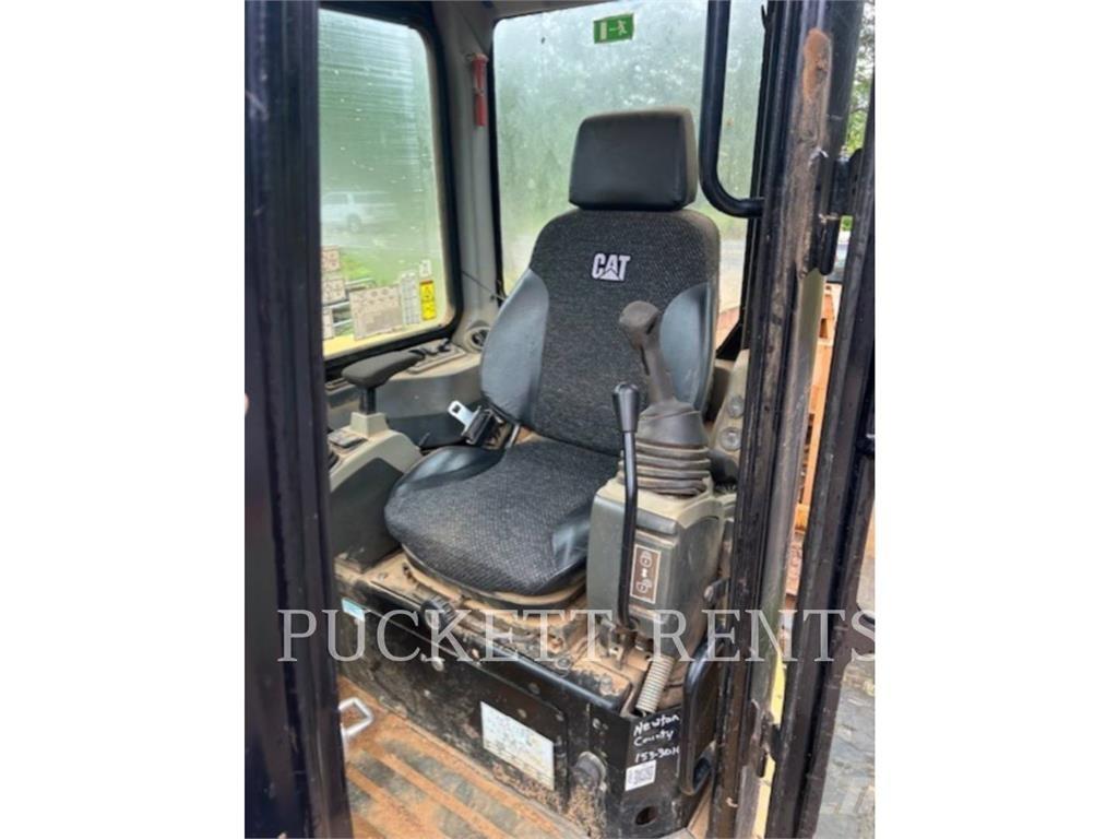 CAT 305E2CR Bandgrävare