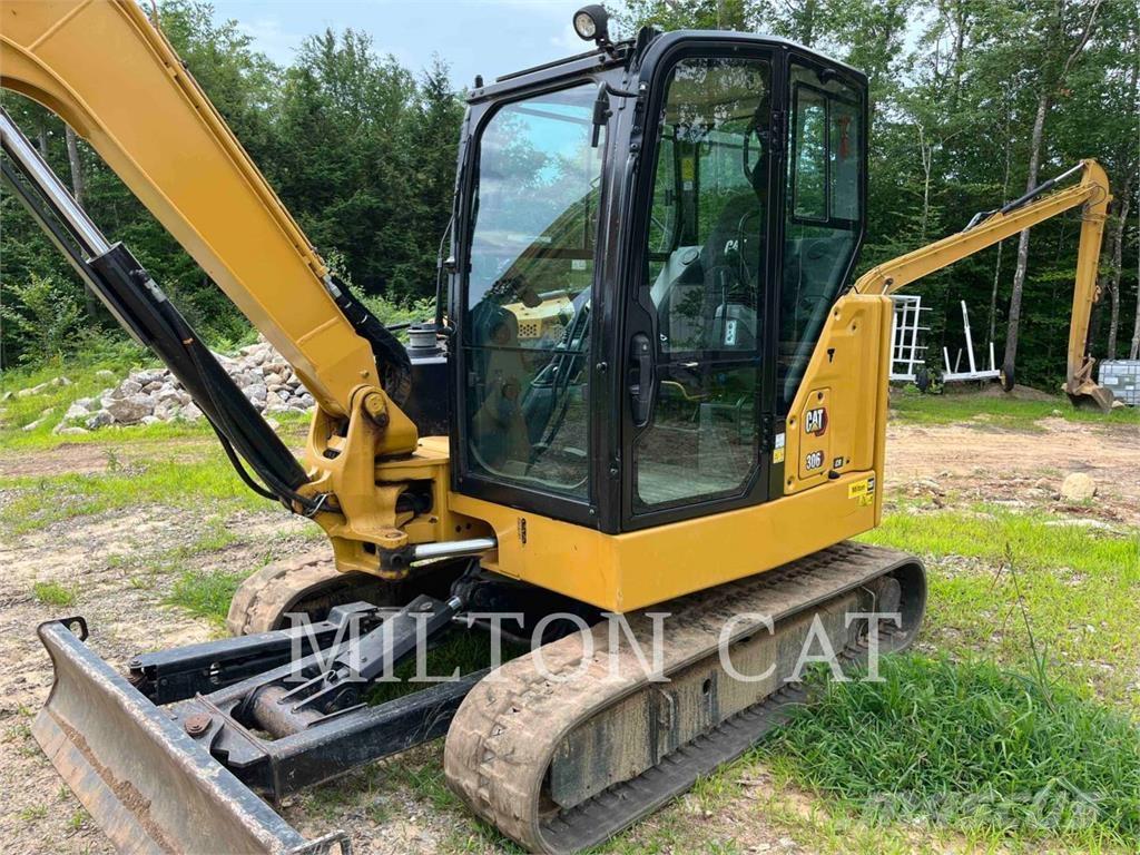 CAT 30607CR Bandgrävare