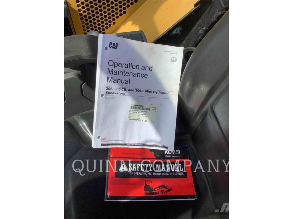 CAT 30607CR Bandgrävare