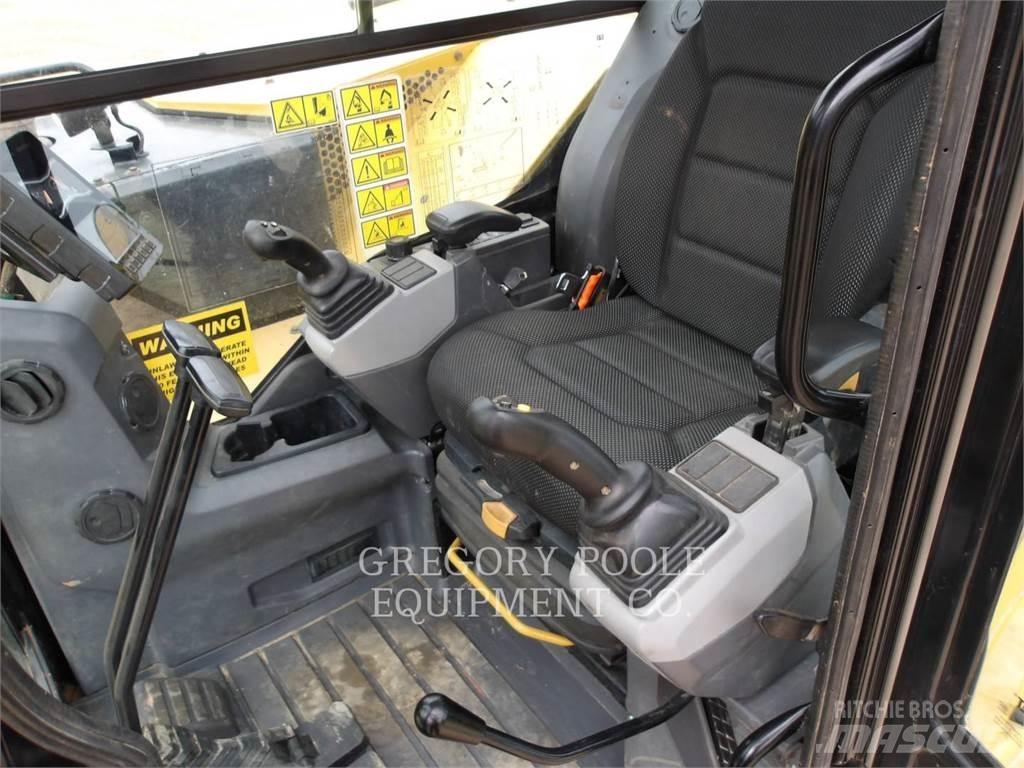 CAT 30807CR Bandgrävare