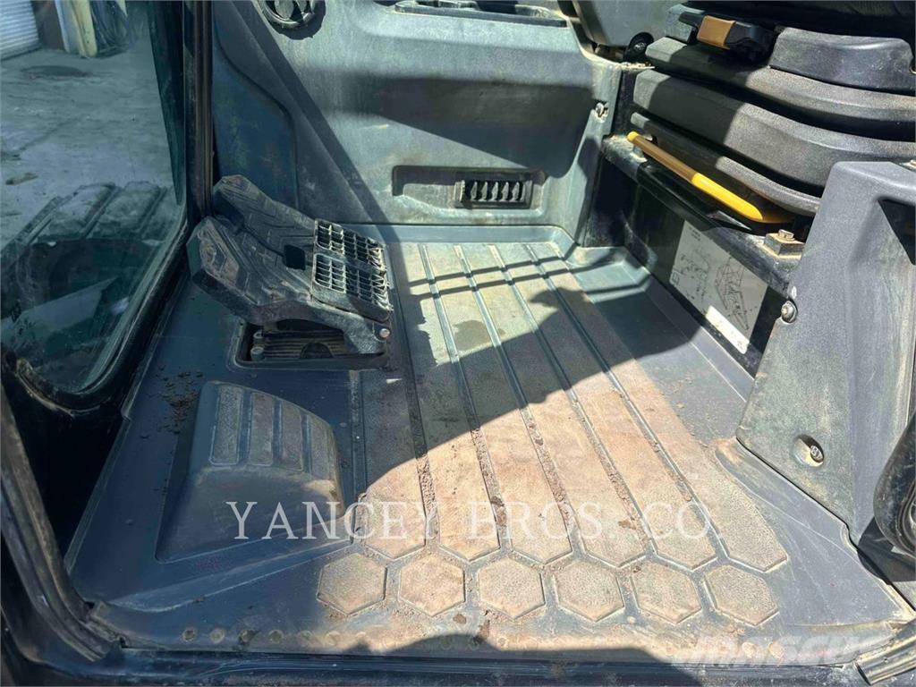 CAT 310 Bandgrävare