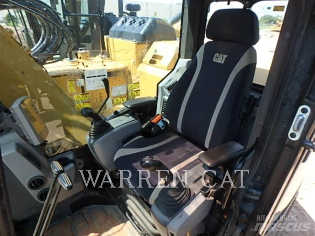 CAT 315FL TC Bandgrävare