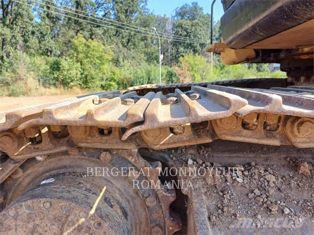 CAT 318C Bandgrävare