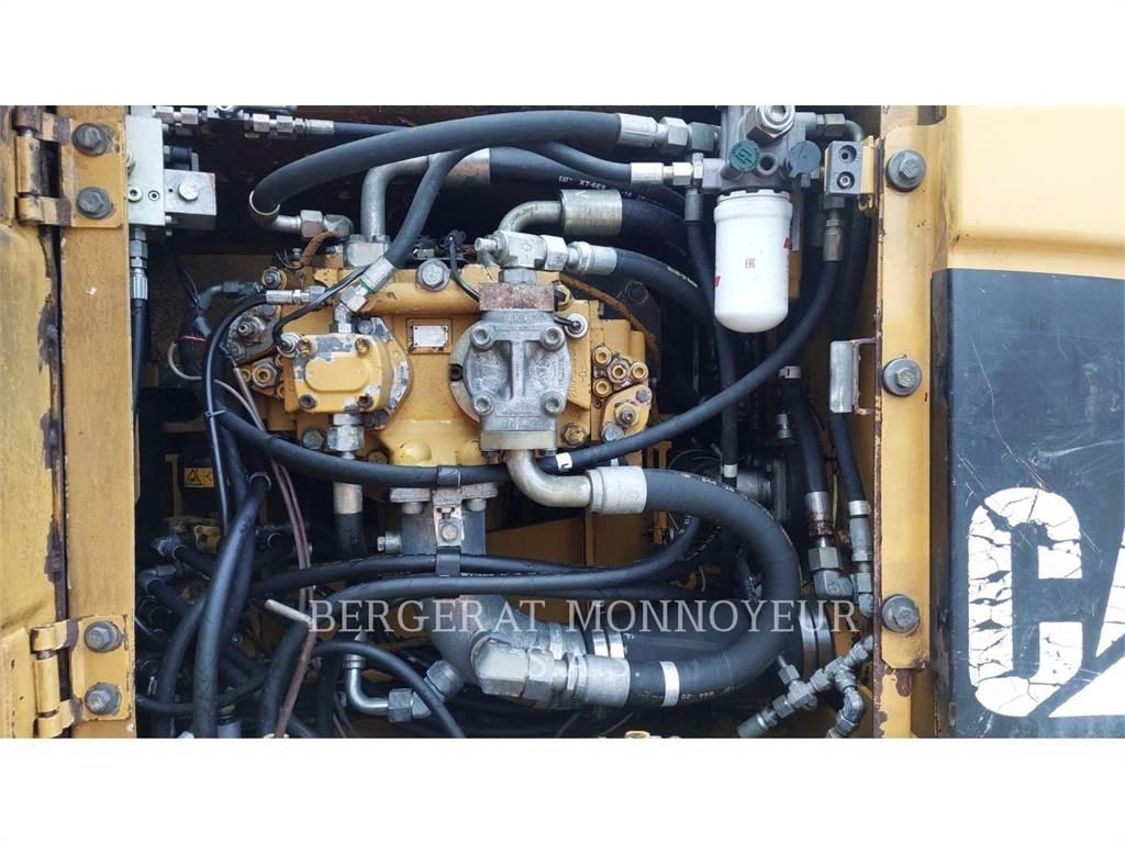 CAT 319C Bandgrävare