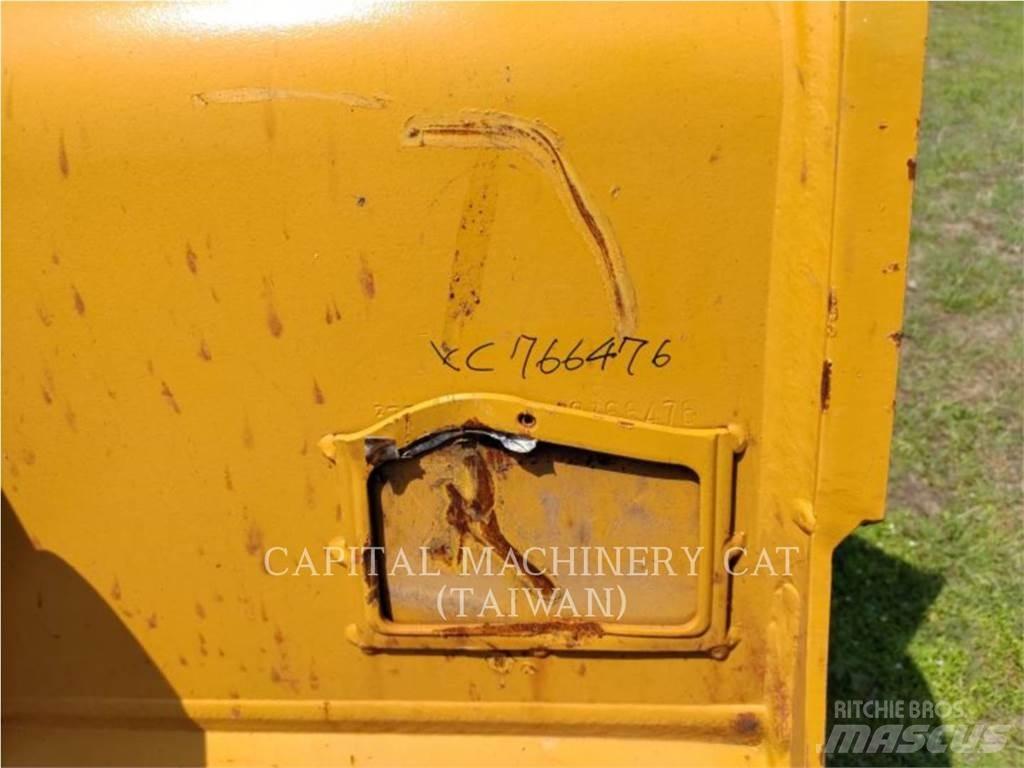 CAT 320 Skopor