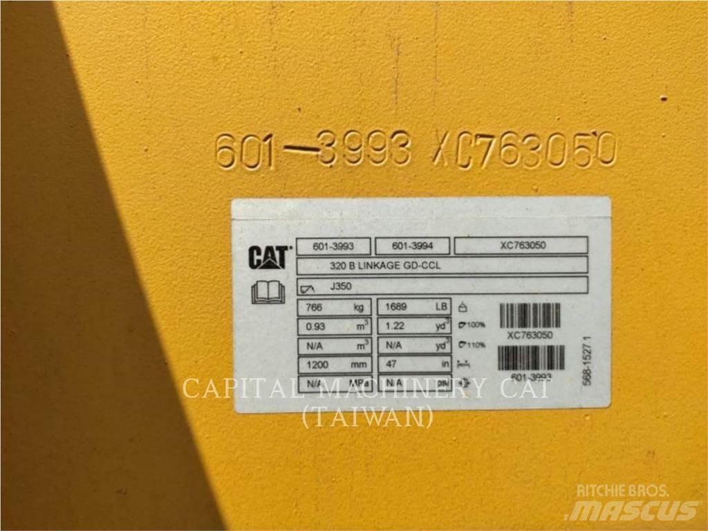 CAT 320 Skopor