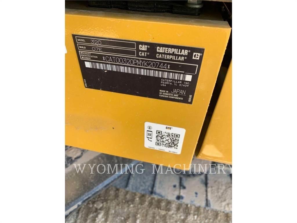 CAT 320 Bandgrävare