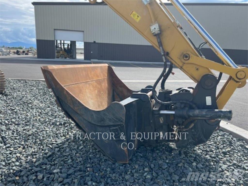 CAT 320 Bandgrävare