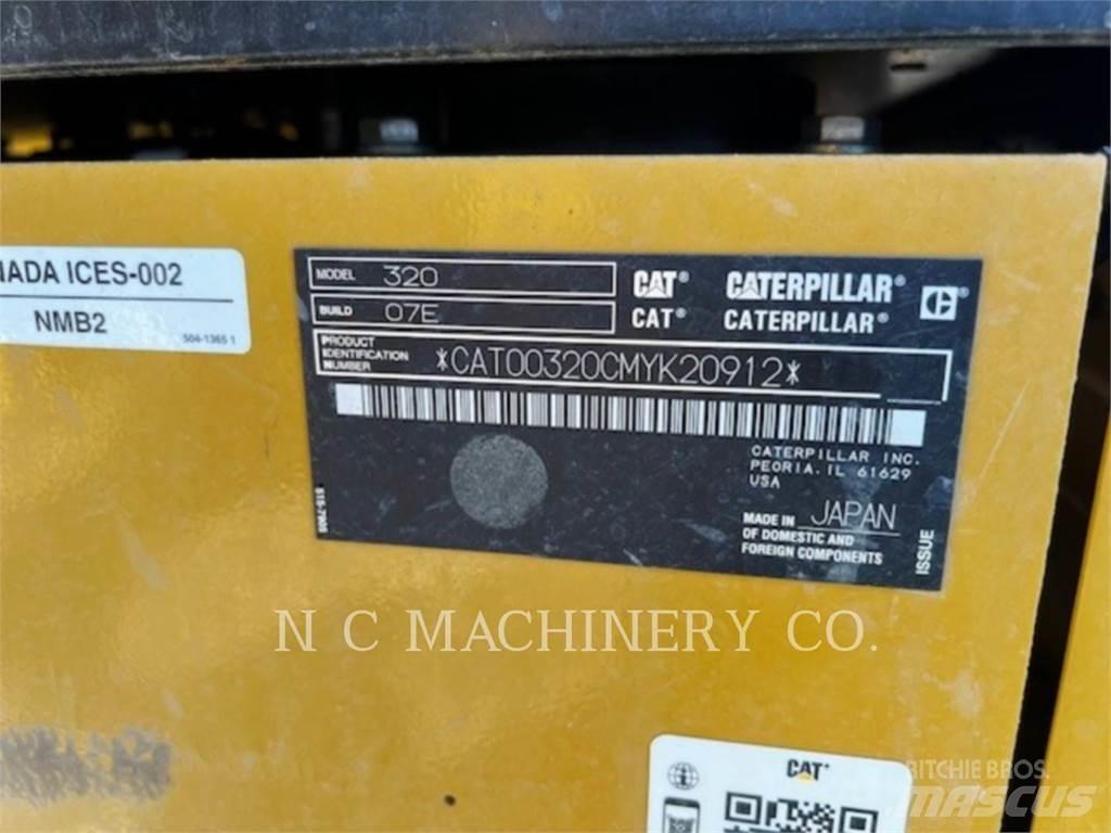 CAT 320 Bandgrävare