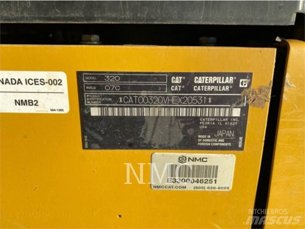 CAT 320 Bandgrävare