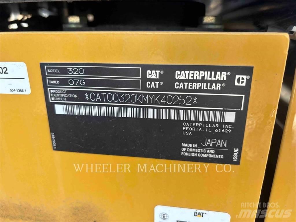 CAT 320 Bandgrävare