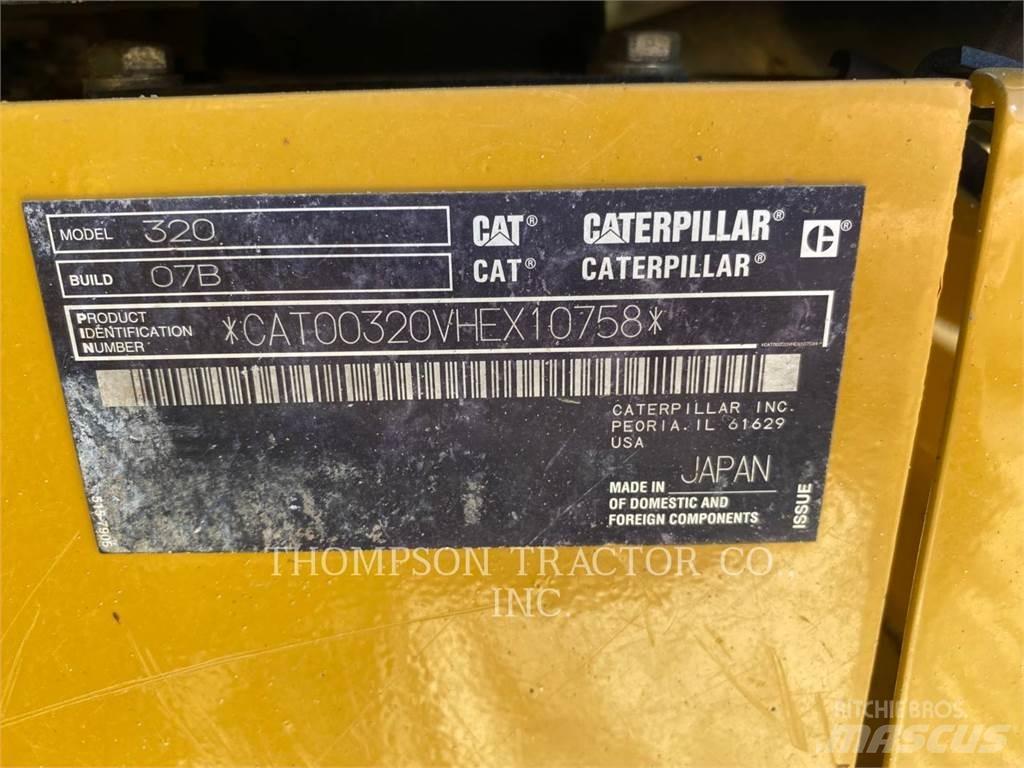CAT 320 Bandgrävare