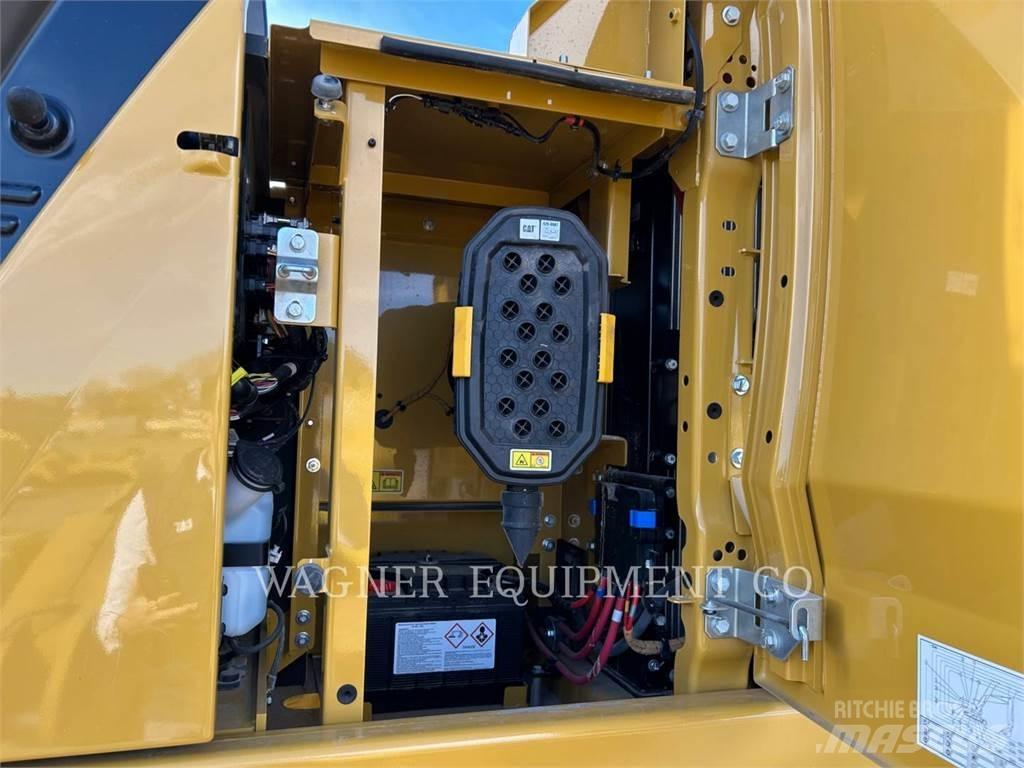 CAT 320 Bandgrävare