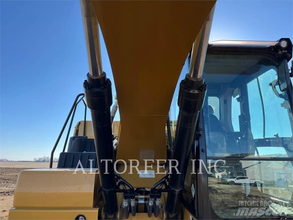 CAT 320-07 Bandgrävare