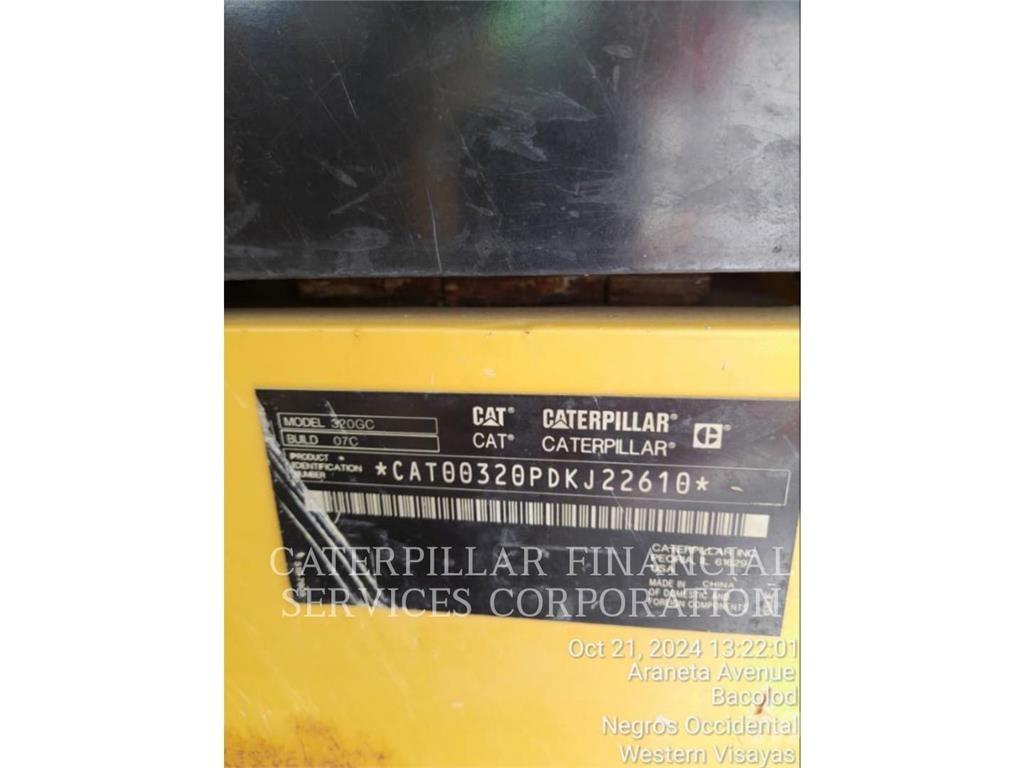 CAT 320-07GC Bandgrävare
