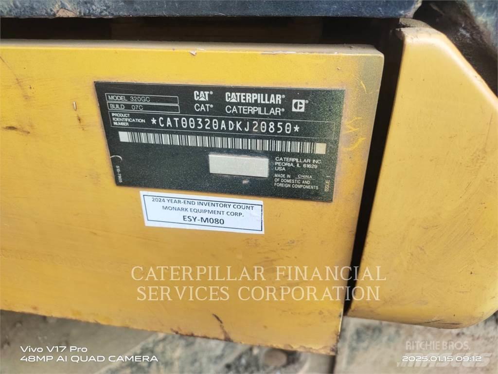 CAT 320-07GC Bandgrävare