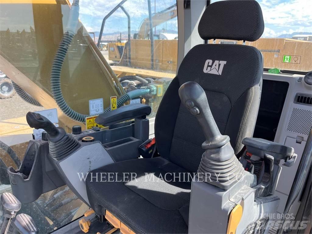 CAT 320 CF Bandgrävare