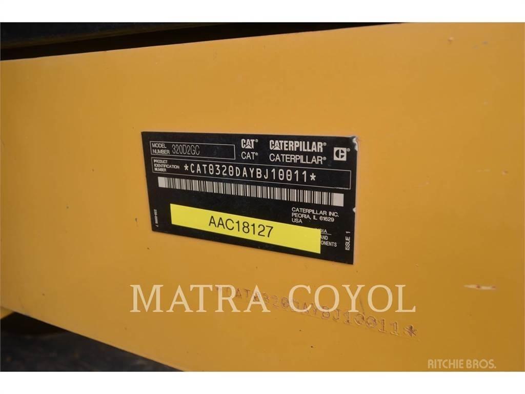 CAT 320 D 2 GC Bandgrävare