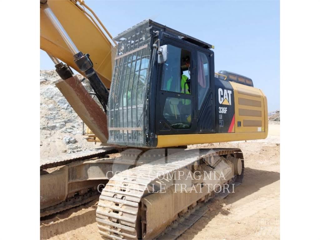 CAT 320CS Bandgrävare