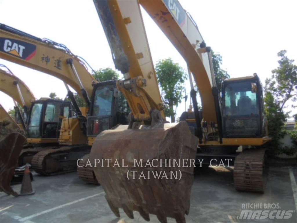 CAT 320D2 Bandgrävare