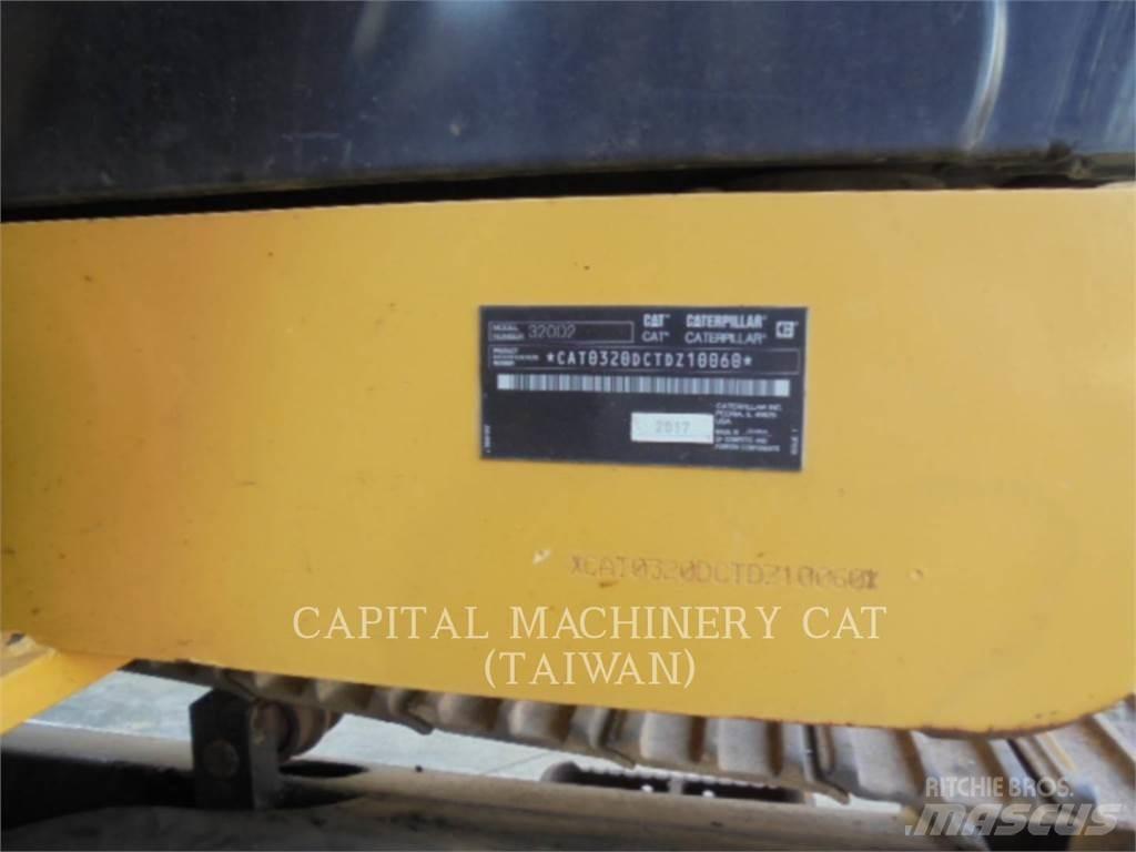 CAT 320D2 Bandgrävare