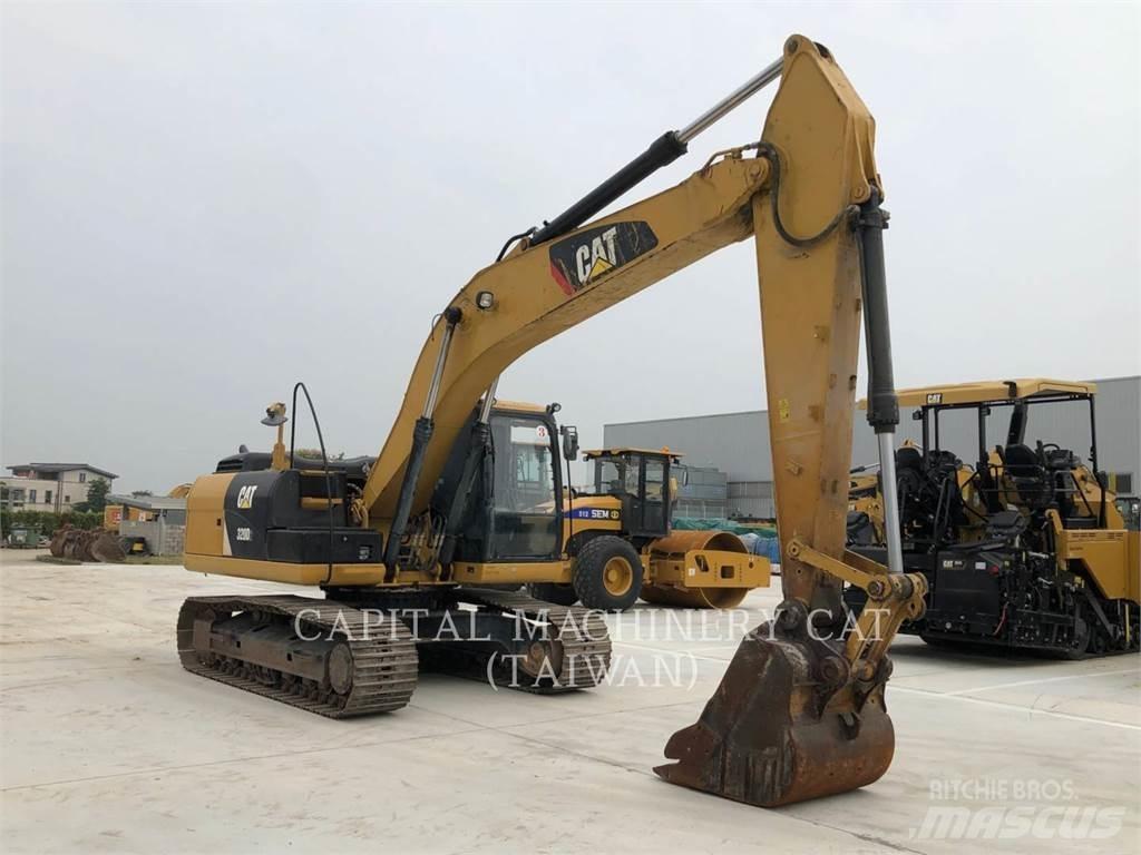 CAT 320D2 Bandgrävare