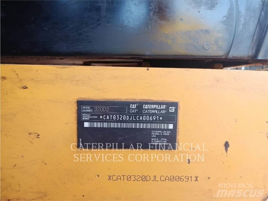 CAT 320D2 Bandgrävare