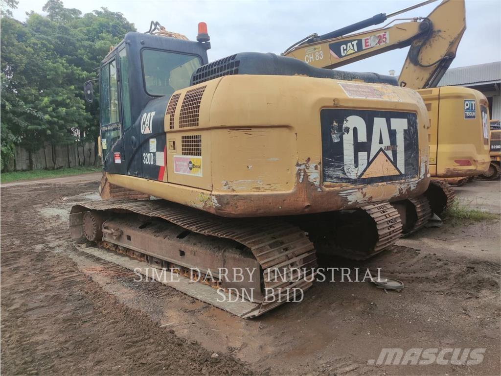 CAT 320D2 Bandgrävare