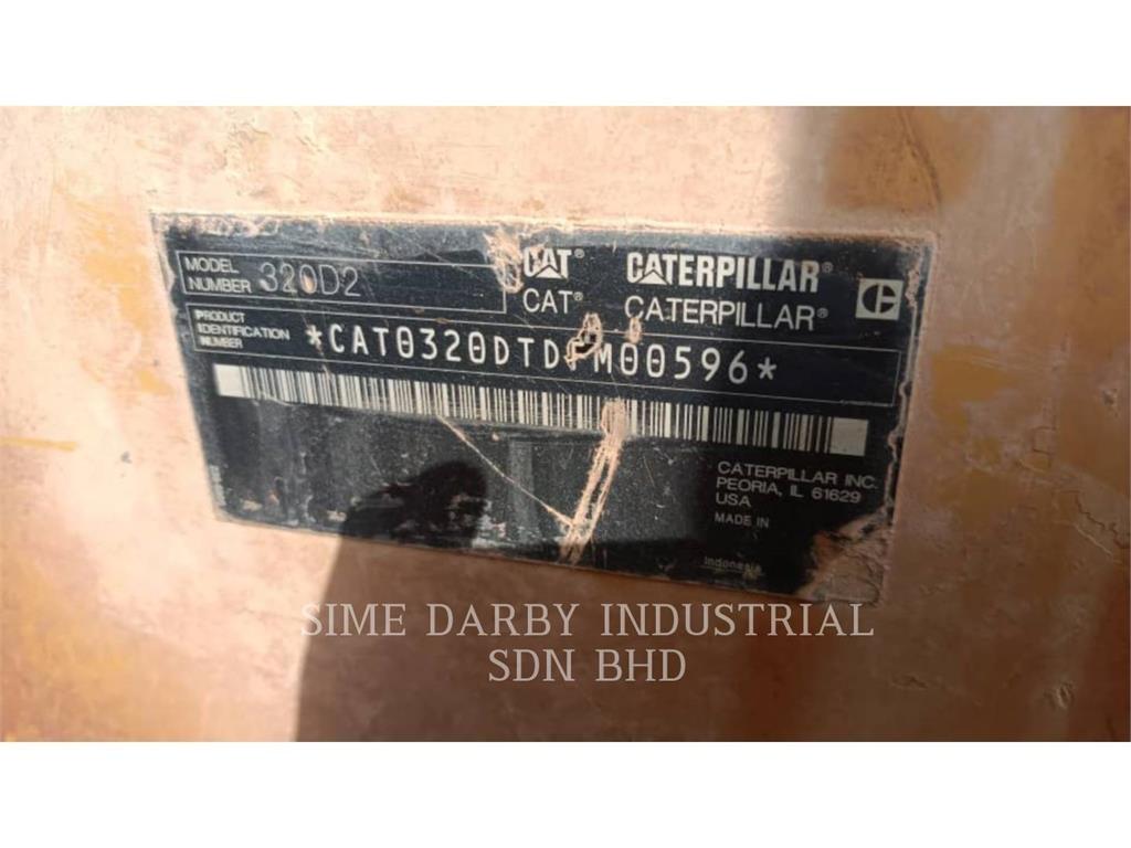 CAT 320D2 Bandgrävare