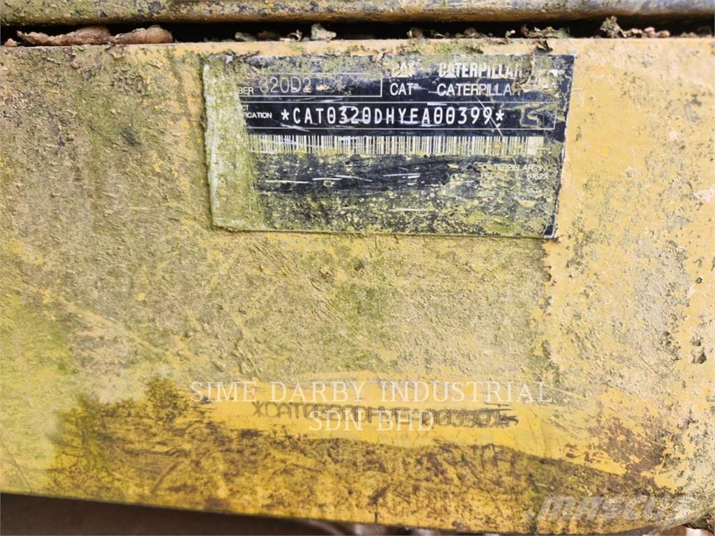 CAT 320D2 Bandgrävare