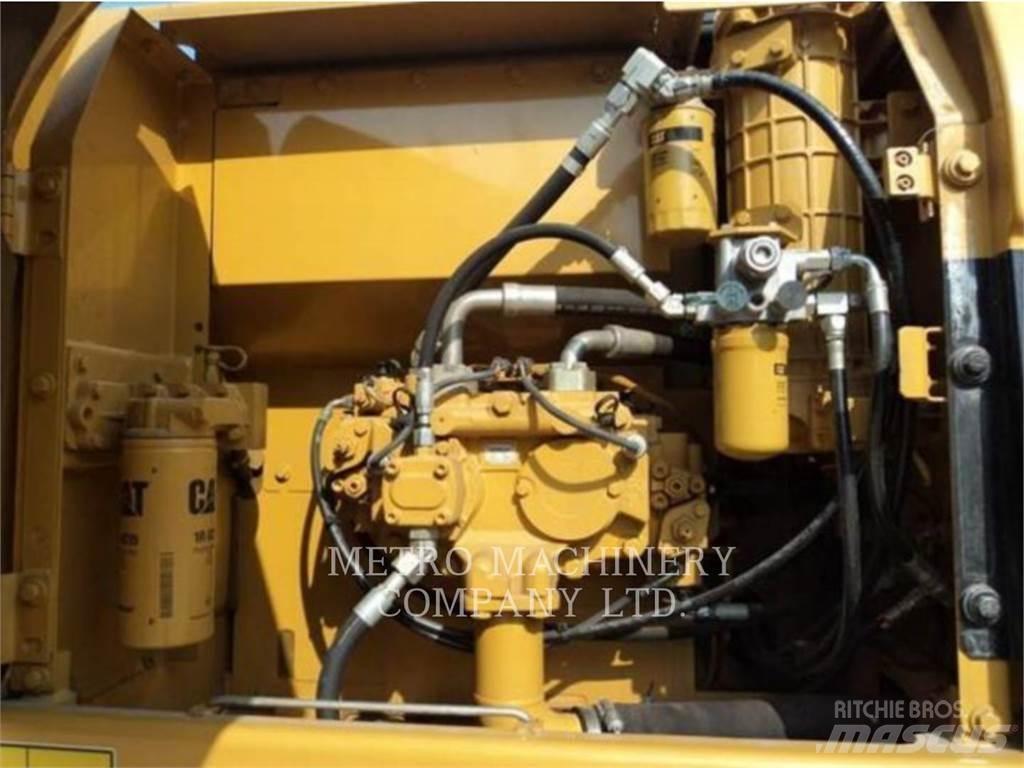 CAT 320DGC Bandgrävare