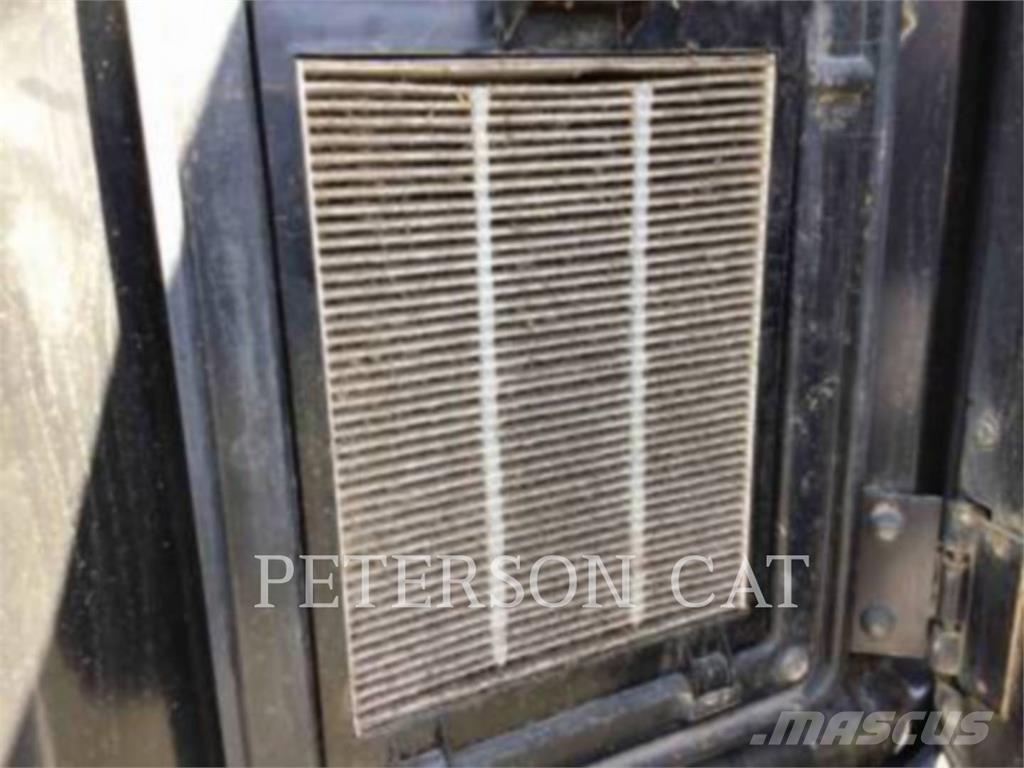 CAT 320F Bandgrävare