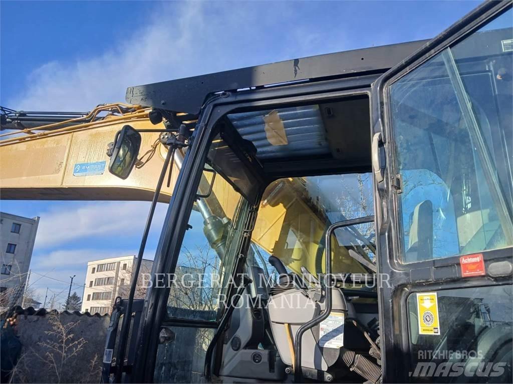 CAT 320FL Bandgrävare