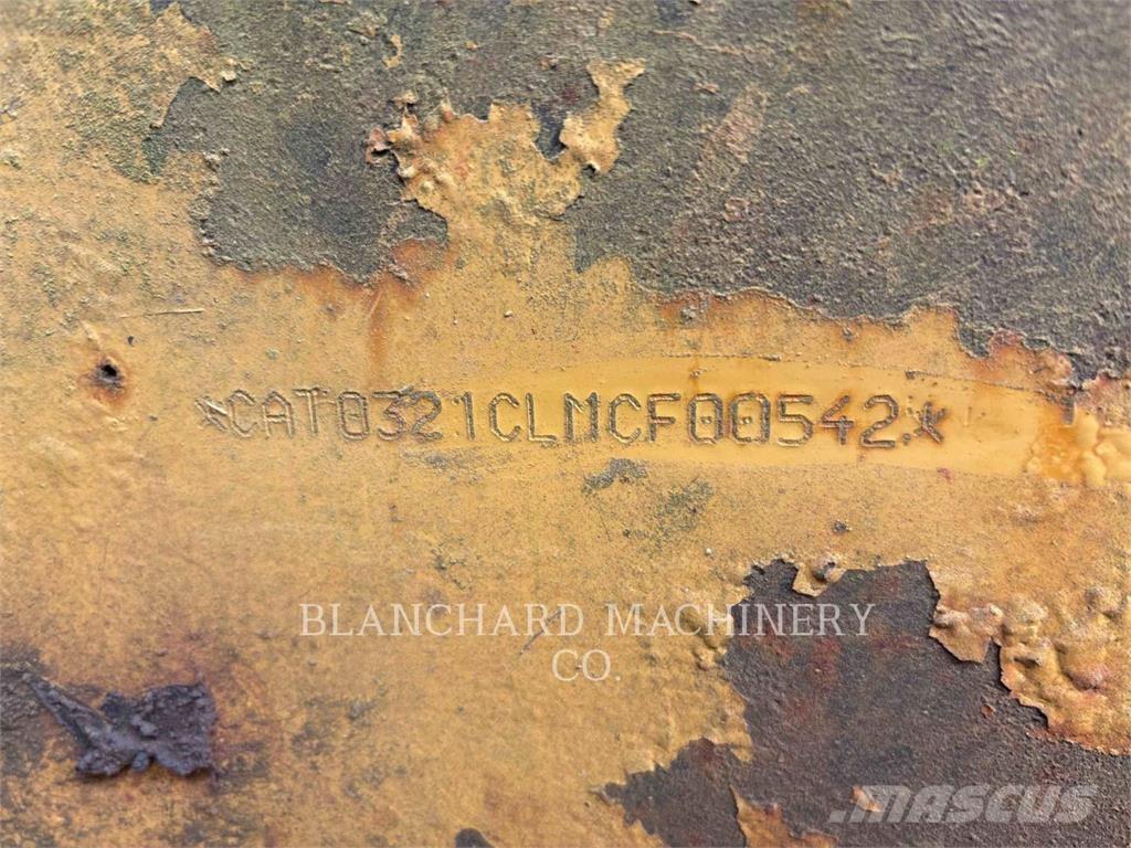 CAT 321CLCR Bandgrävare