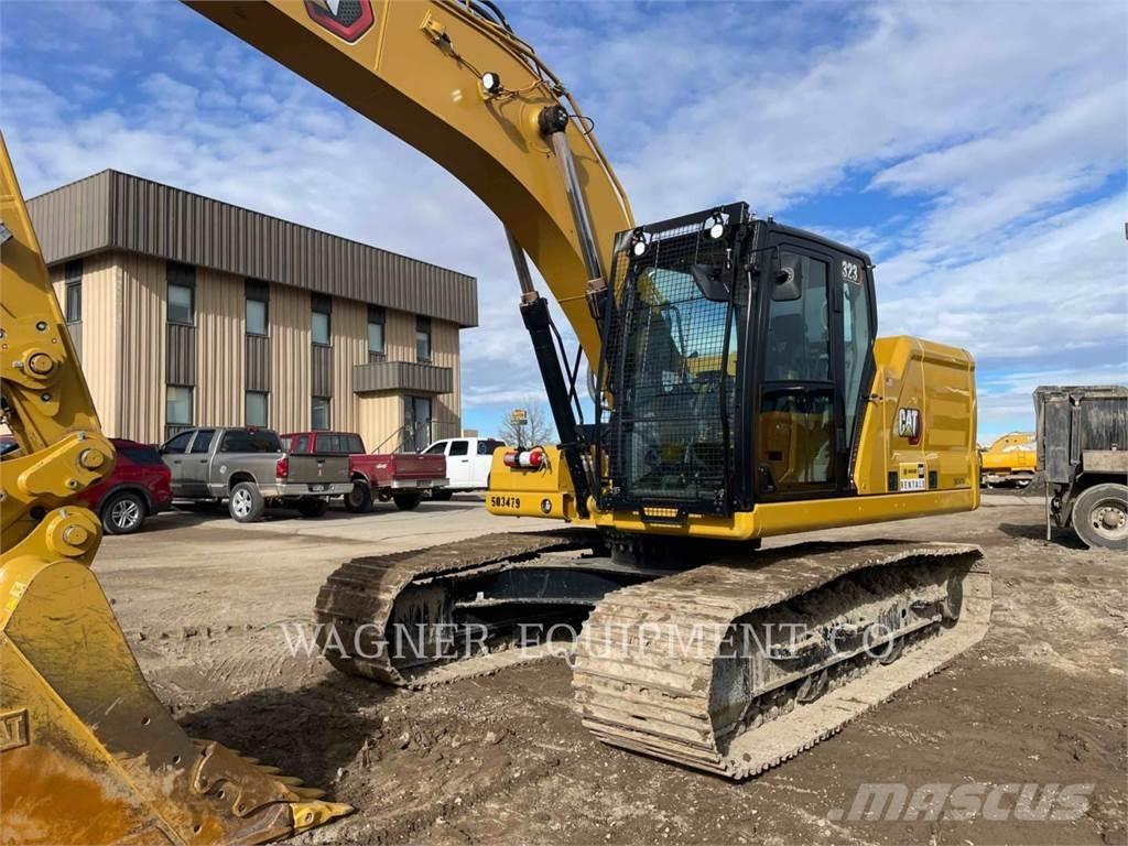 CAT 323 Bandgrävare