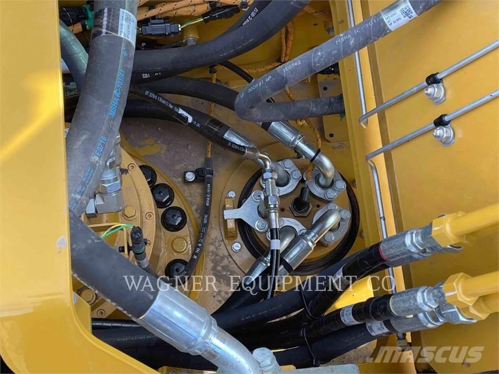 CAT 323 Bandgrävare