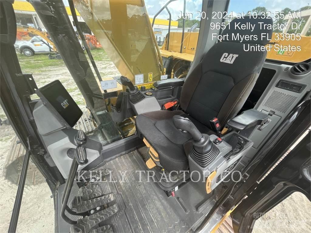 CAT 323 Bandgrävare
