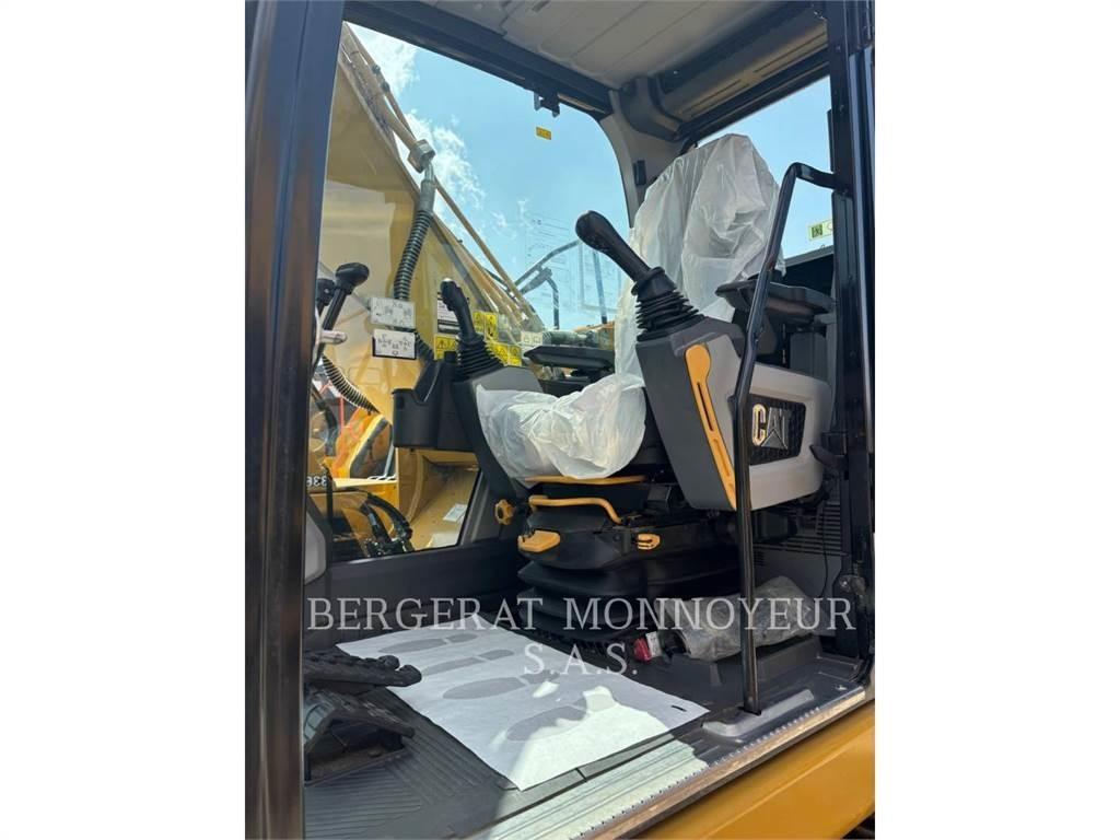 CAT 323 Bandgrävare