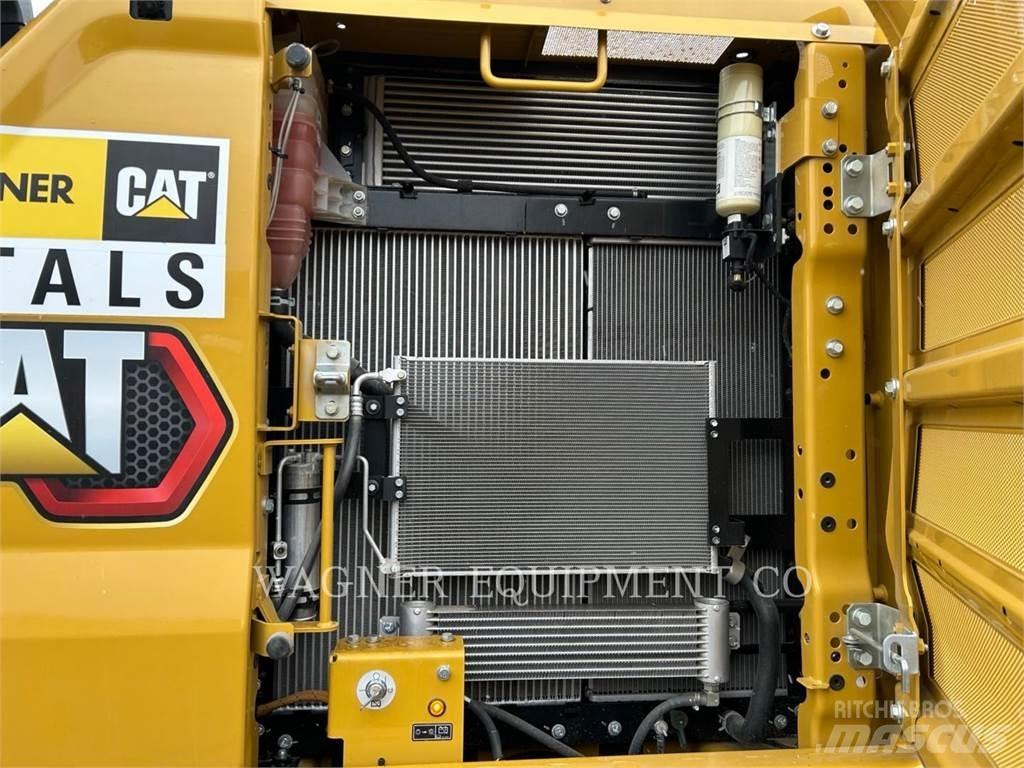 CAT 323 Bandgrävare