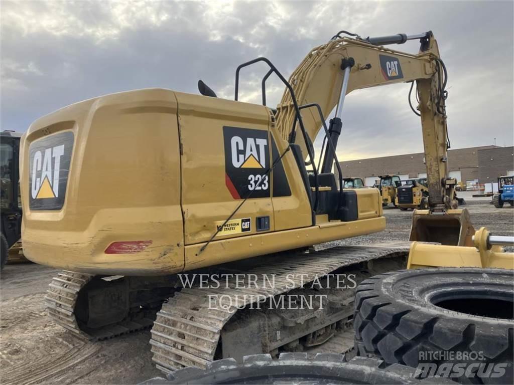 CAT 323 Bandgrävare