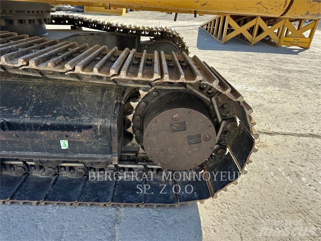 CAT 323 Bandgrävare