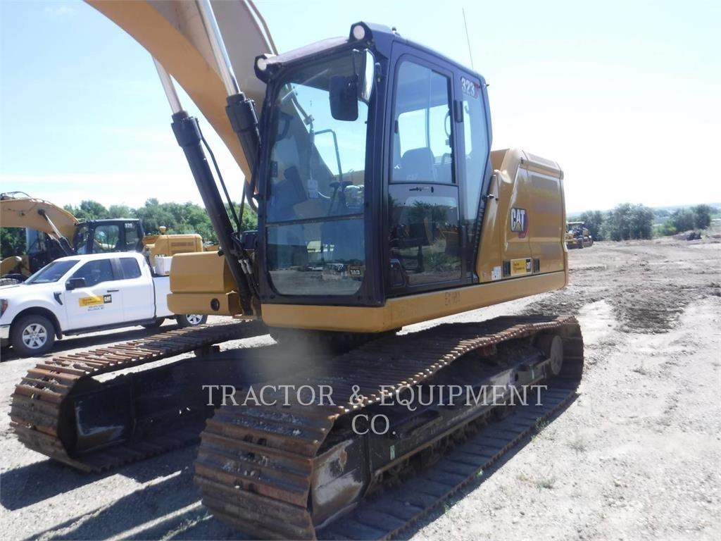 CAT 323 Bandgrävare