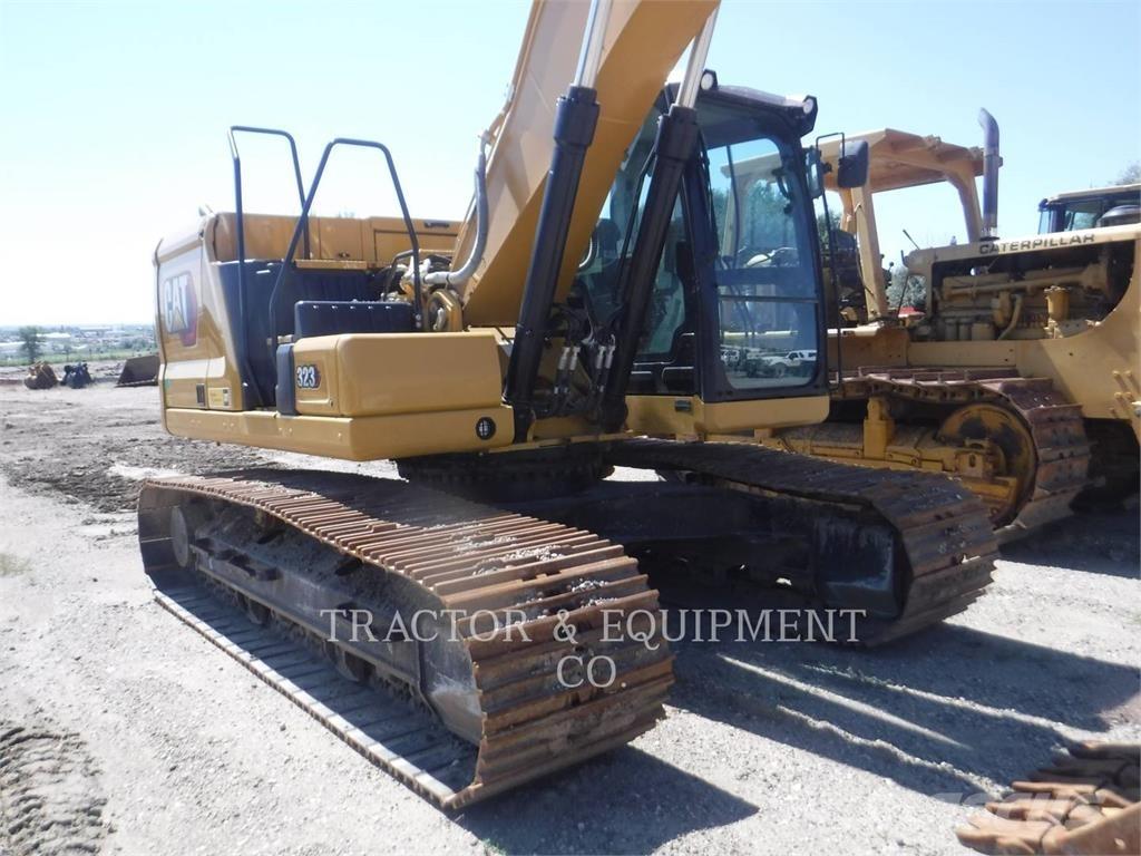 CAT 323 Bandgrävare