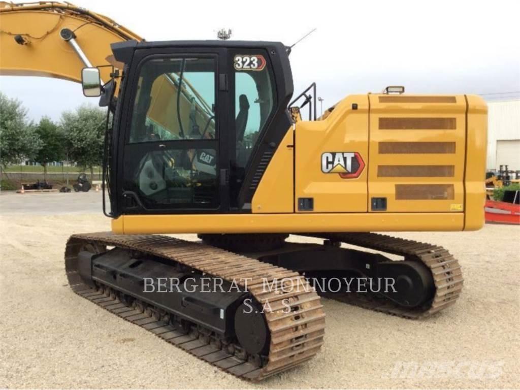 CAT 323 Bandgrävare