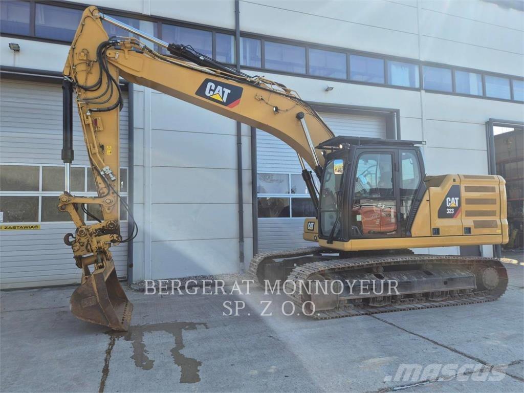 CAT 323 Bandgrävare