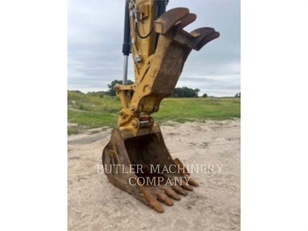 CAT 323-07D Bandgrävare